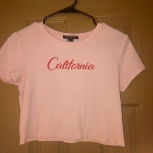 “California” pink crop T